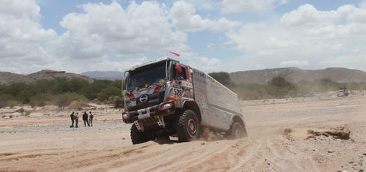 camiones hino dakar