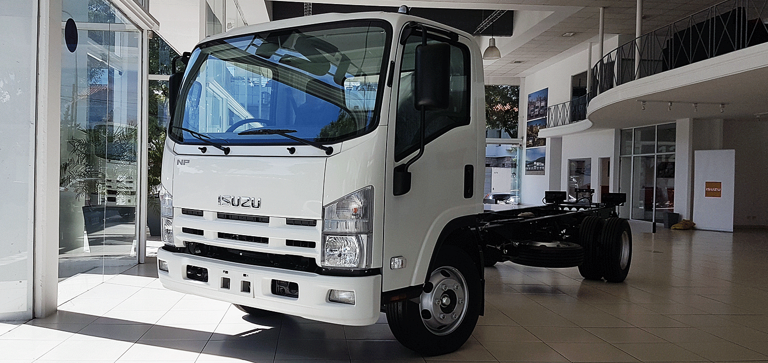 isuzu npr75