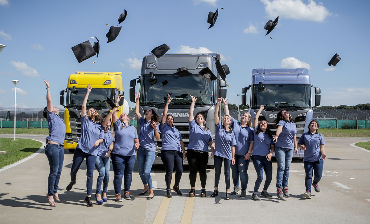 conductoras scania