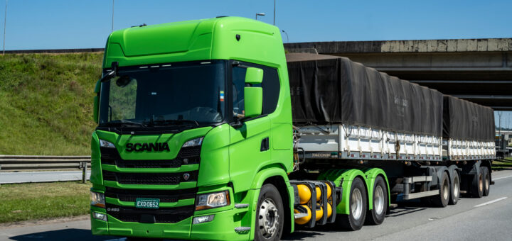 Scania GH460 6x2 GNC BR